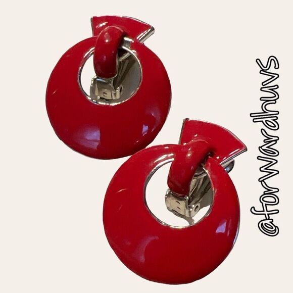 80s 90s Vintage Red Door Knocker Clip on Earrings - Picture 3 of 11